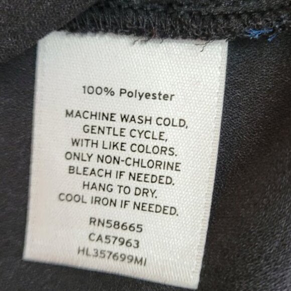 Trouve Black Cold Shoulder Ruffle Flounce Neck & Sleeve Blouse Women's Size XS - Picture 8 of 9